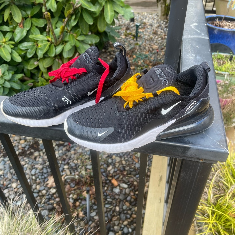 Nike Black and Red Athletic Shoes with Breathable Mesh